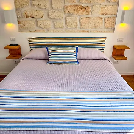 Bed & Breakfast 106 Maison De Charme Mola di Bari