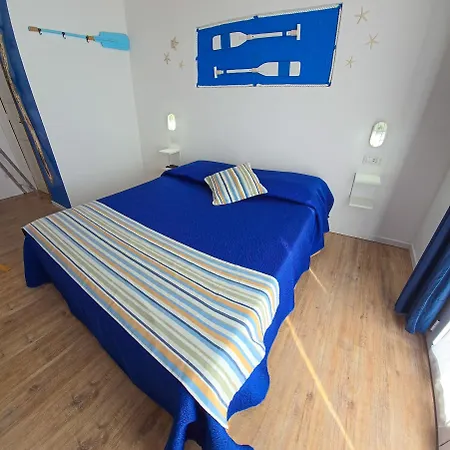 106 Maison De Charme Bed & Breakfast