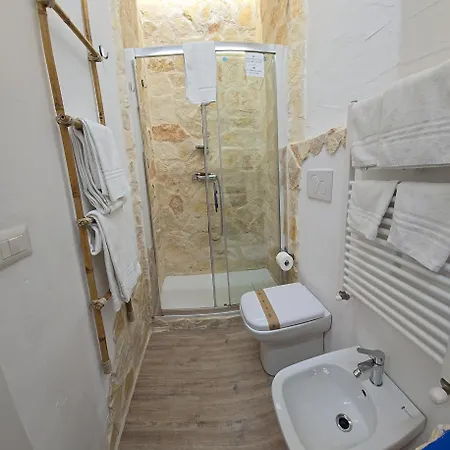106 Maison De Charme 4*