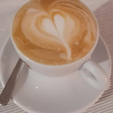 106 Maison De Charme Couette-café