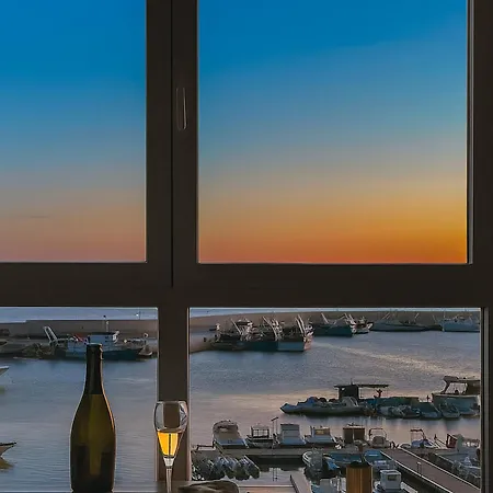 106 Maison De Charme 4*