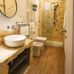B&B 106 Maison De Charme 4*
