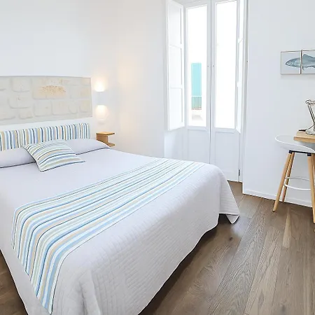 106 Maison De Charme 4*