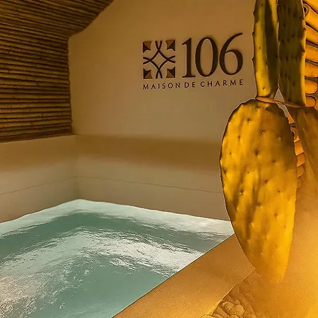 106 Maison De Charme 4* Мола-ди-Бари